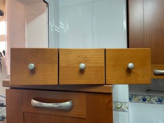 Mueble botellero+ cajonera(alacena no disponible)