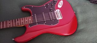 Guitarra Eléctrica Fender Stratocaster