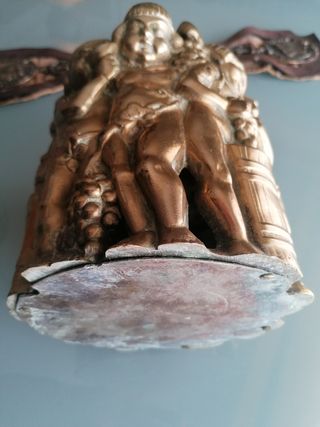 FIGURA LATÓN