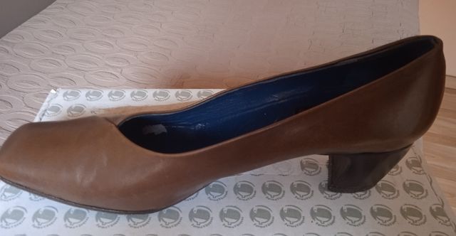 ZAPATOS SALÓN PIEL N°39