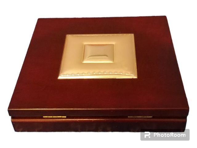 Scatola legno/argento