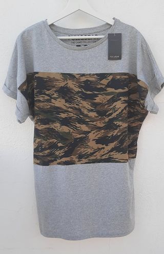 CAMISETA NUEVA PULL & BEAR