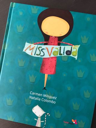 Album ilustrado Miss Valida