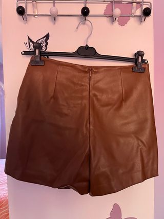 Falda pantalon efecto piel