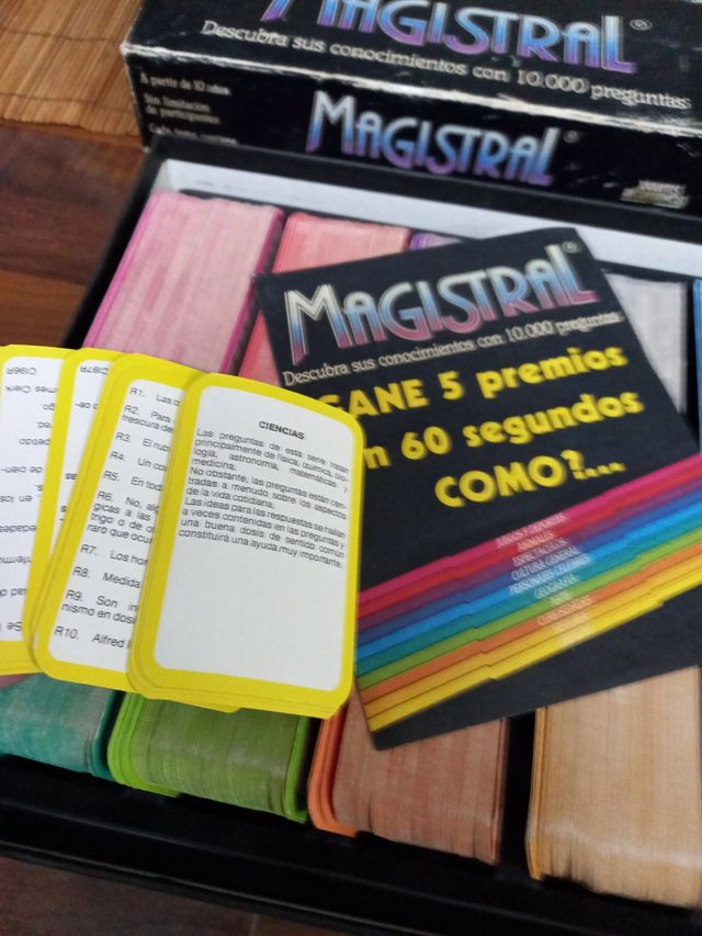 Juego MAGISTRAL 10.000 PREGUNTAS