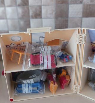 CASA MUÑECAS MALETÍN. Playmobil