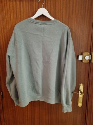 Sudadera invierno Pull and Bear L, color verde