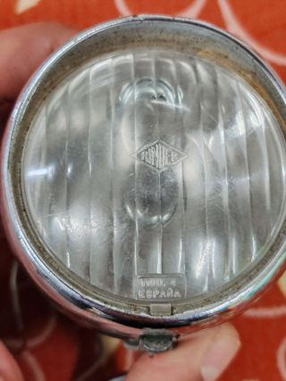 Faro antiguo de bici