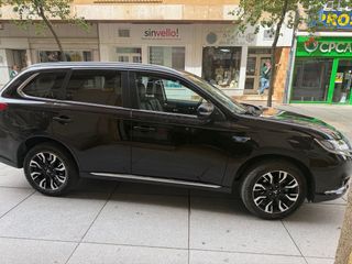 Mitsubishi Outlander 2018
