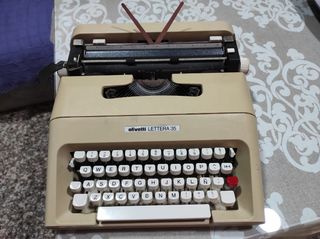 Se vende maquina de escribir