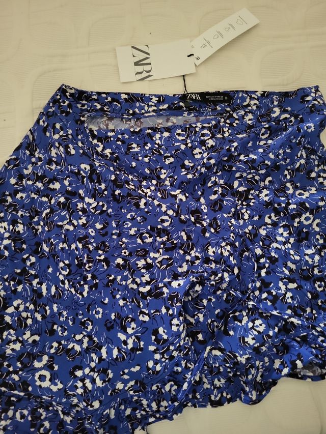 Falda zara talla M