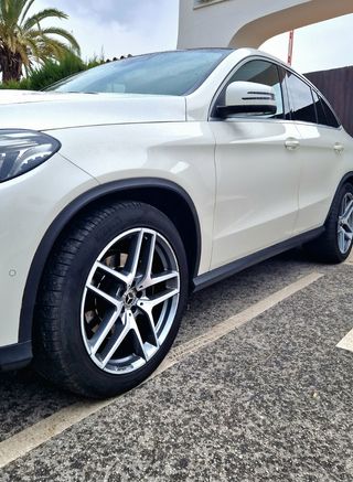 Mercedes-Benz  GLE 2017
