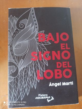 BAJO EL SIGNO DEL LOBO