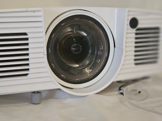 Proyector OPTOMA