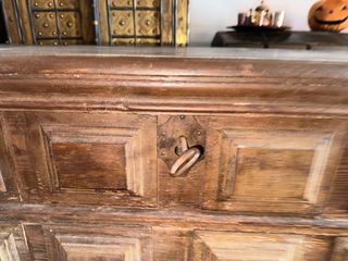 Baúl de madera antiguo