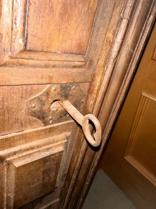 Baúl de madera antiguo