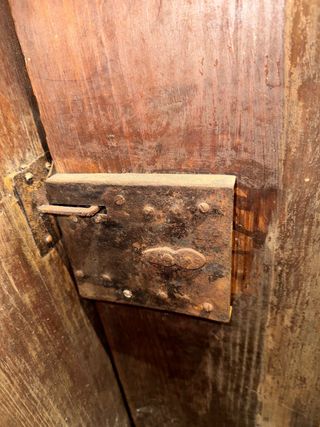 Baúl de madera antiguo