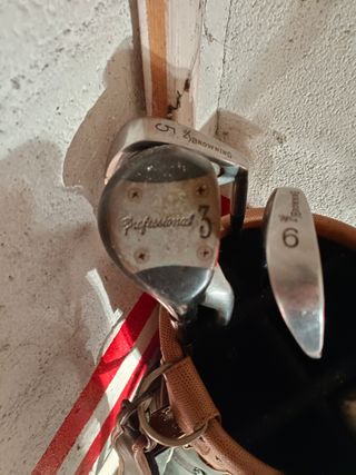 Set de golf: Palos y bolsa-mochila.