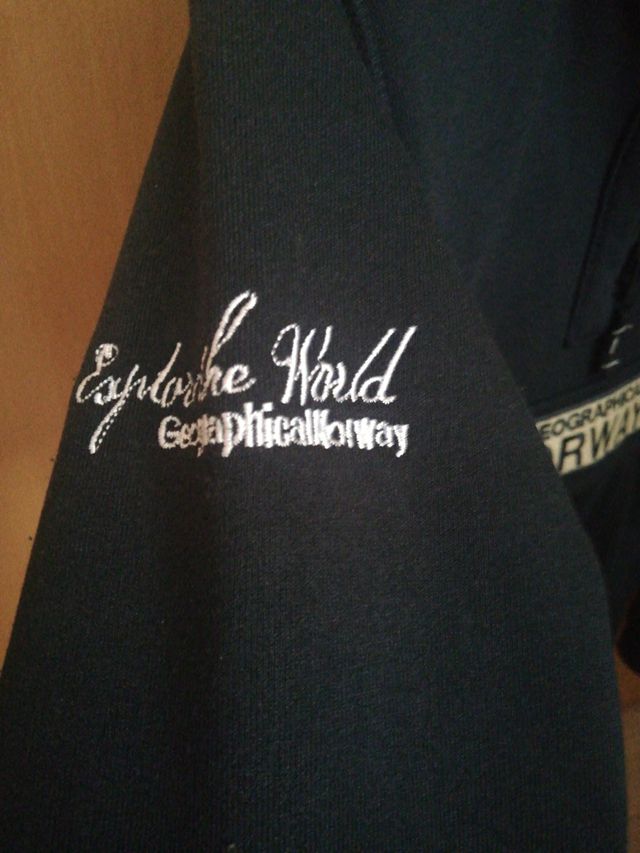 sudadera canguro Norway.