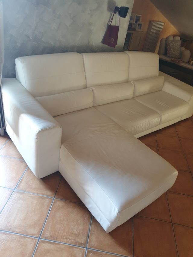Divano in vera pelle