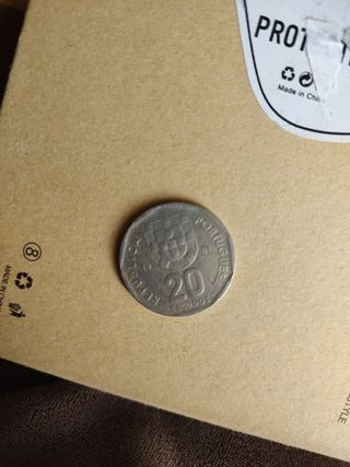 Moneda 20 escudos Portugal 1987