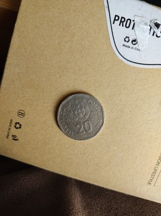 Moneda 20 escudos Portugal 1987
