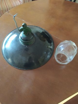 Antigua lámpara de techo