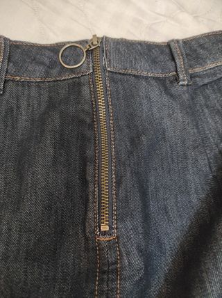 Falda vaquera azul oscura