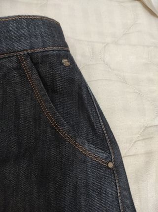 Falda vaquera azul oscura