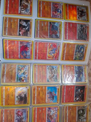 Cartas pokemon y álbum