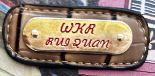 Bolso tote WKR estampado muñecas