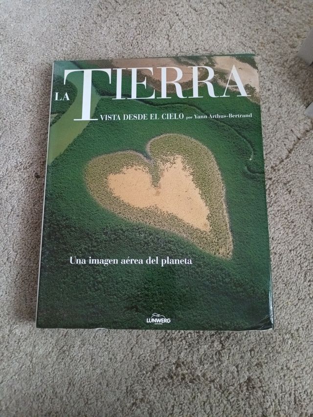 La tierra vista desde el cielo