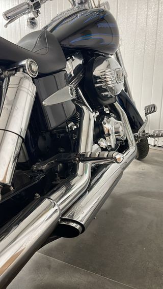 Harley Davidson Dyna CVO 2007