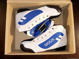 Botas de hockey patines talla 42.