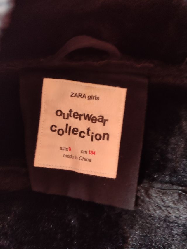 Cazadora de piel vuelta Zara talla 9