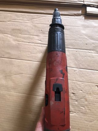 clavadora hilti DX460