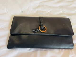 preciosa cartera nueva
