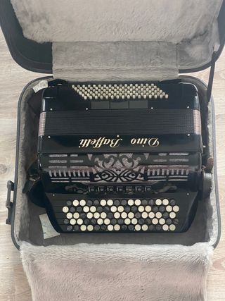 Acordeón italiano de botones Dino Baffetti