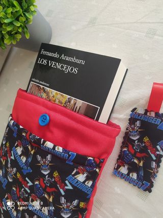 FUNDA Libros  Regalo marcapaginas