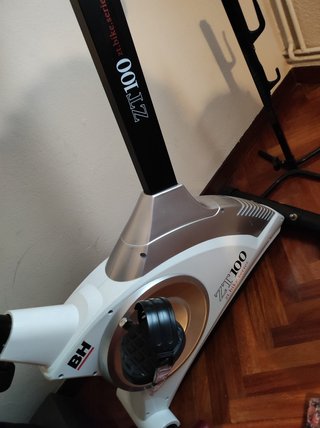 Bicicleta estática BH ZT 100