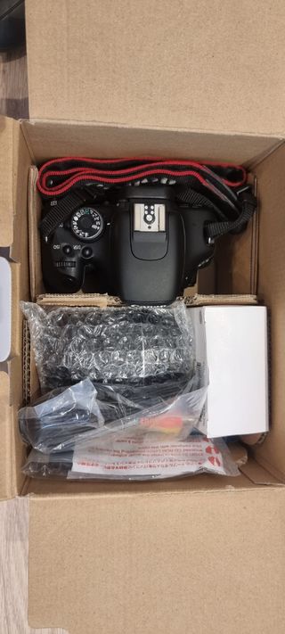 Canon EOS 600D + EFS 18-55 + EF 50mm