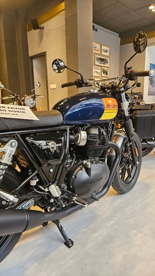 ROYAL ENFIELD INTERCEPTOR 650