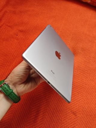 iPad Air 2 (2014)