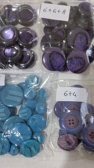 Bottoni varie misure e colori,nuovi.