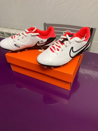 BOTAS FUTBOL NIKE TIEMPO LEGEND 10 talla 36
