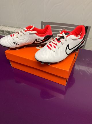 BOTAS FUTBOL NIKE TIEMPO LEGEND 10 talla 36