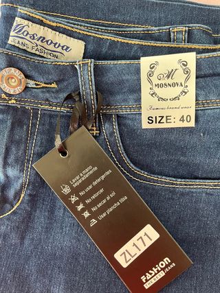 Falda mini y falda por la rodilla