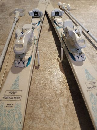 Esquís con fijaciones mujer wedze + bastones+ fund