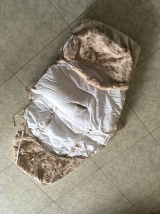 SACO PARA SILLA BEBÉ POLIPIEL BEIGE D ROSY FUENTES