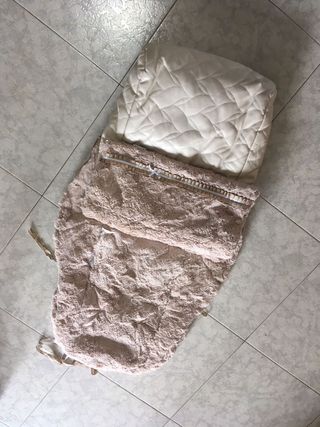 SACO PARA SILLA BEBÉ POLIPIEL BEIGE D ROSY FUENTES